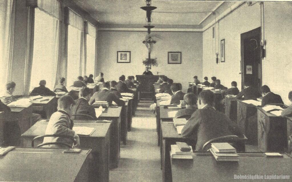 Sala lekcyjna w Ettal, Archiwum Państwowe we Wrocławiu, Akta majątku Stillfriedów-Mettich w Żelowicach
